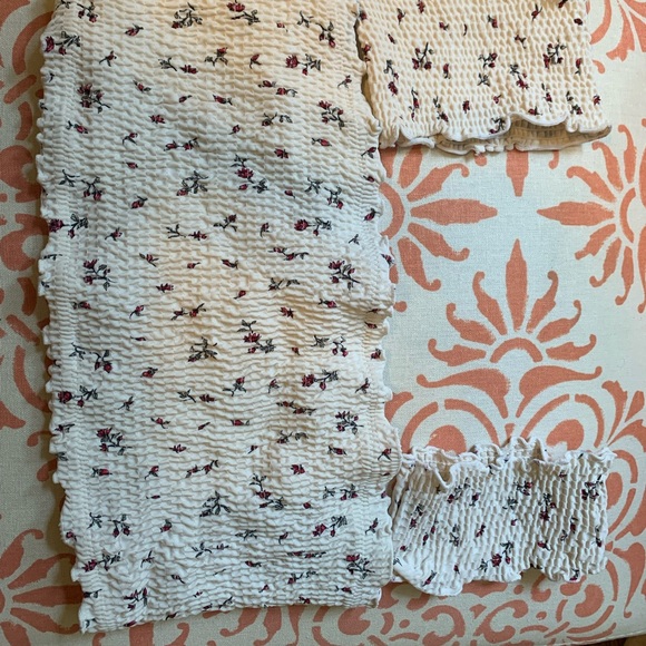 Pacsun off the shoulder bikini top - Picture 2 of 3